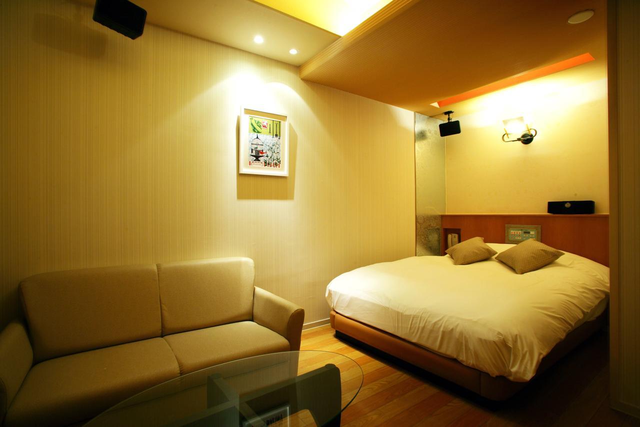 Hotel Aqua Blue Yokosuka (Adults Only) Exterior photo