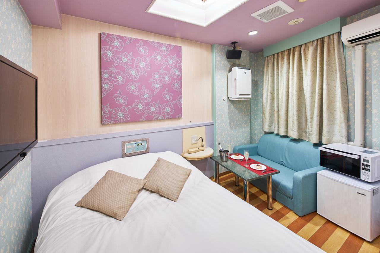 Hotel Aqua Blue Yokosuka (Adults Only) Exterior photo