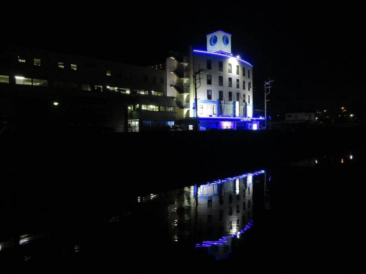 Hotel Aqua Blue Yokosuka (Adults Only) Exterior photo